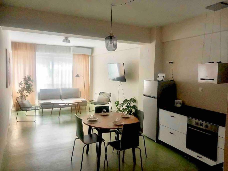 Specious Flat In Thessaloniki Aparthotel Exterior foto